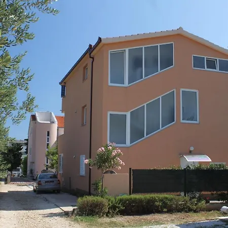 For Families With Children Kastel Stafilic, - 9211