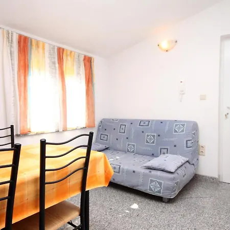 For Families With Children Kastel Stafilic, - 9211